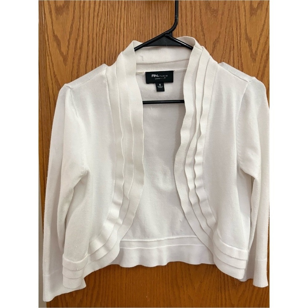 Women's RNStudio white Ruffle-pleated Trim Open Cardigan Shrug